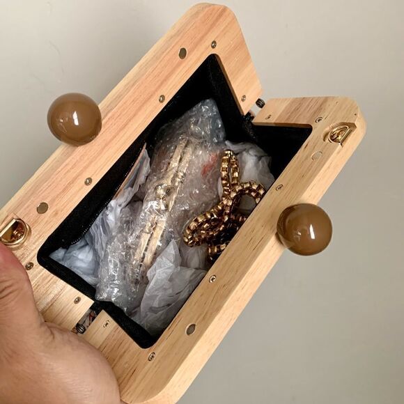 Handmade Genuine Leather Splatter Printed Wooden Frame Clutch with Small Purse - Picture 11 of 16